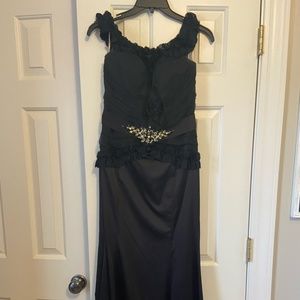 Long black dress. No brand or size, fits like a size 4
